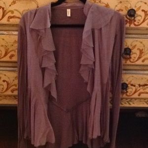 Long sleeve open front top.